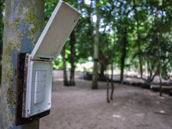 Outdoor Light Switch Repair Service