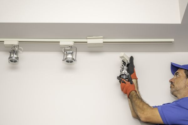Track Lighting Fixture Repair